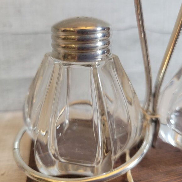 Vintage Glass Salt & Pepper Shakers With Silverplate Holder On Wooden Base - Picture 3 of 8